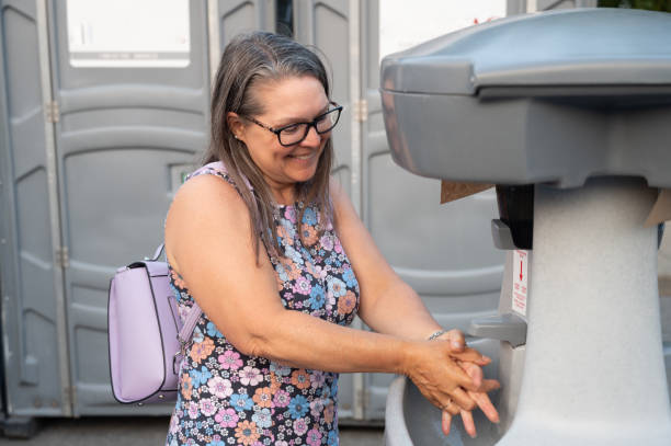 Portable Toilet Options We Offer in Reidland, KY